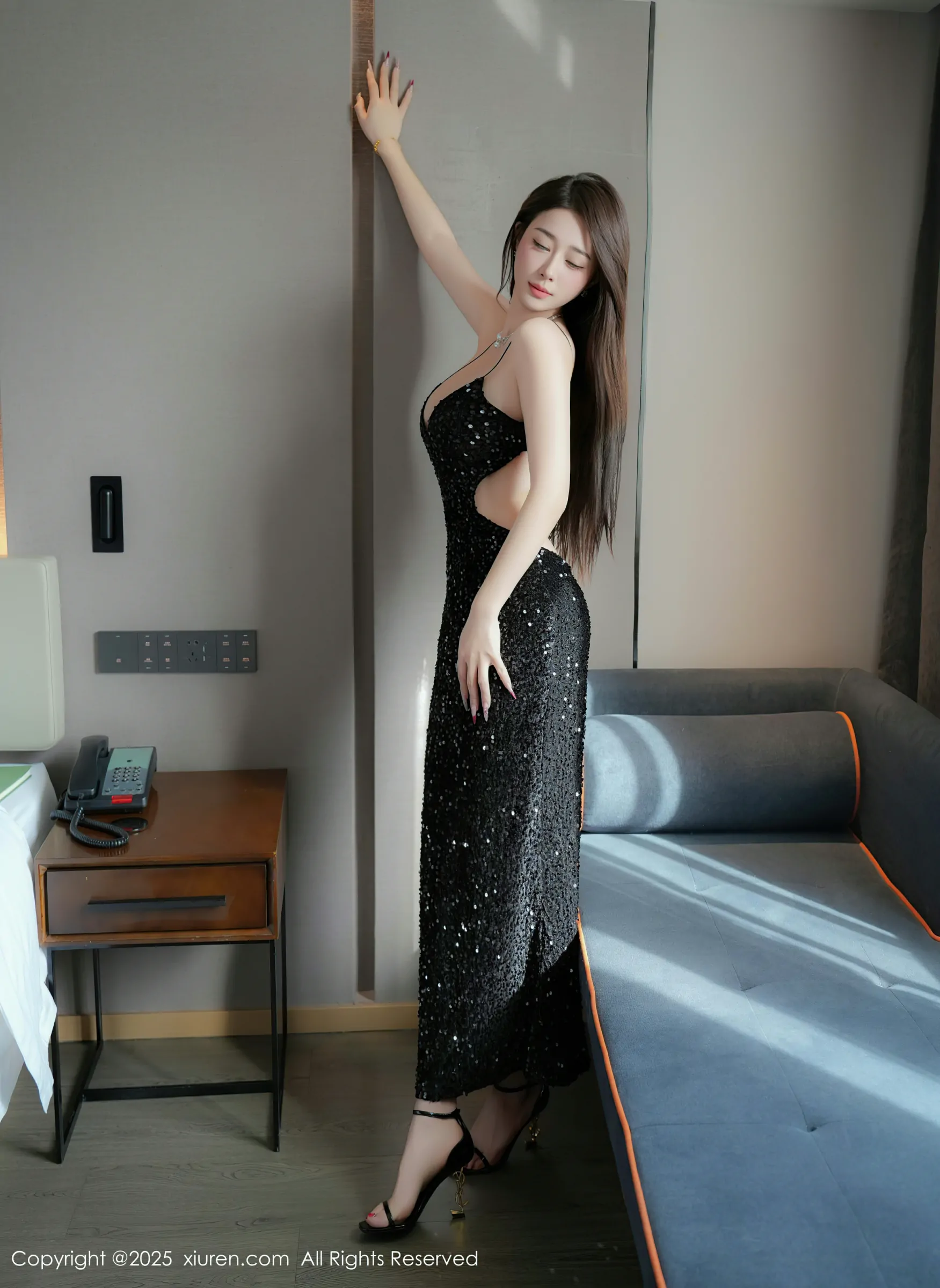 [Xiuren秀人网] 2025.02.26 NO.9937 星星baby [68+1P／733MB]-女神汇