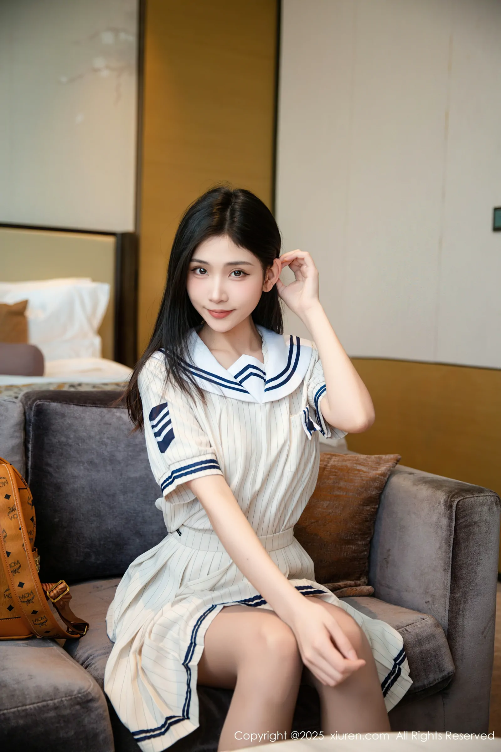 [Xiuren秀人网] 2025.02.27 NO.9942 刘婷婷 [77+1P／755MB]-女神汇