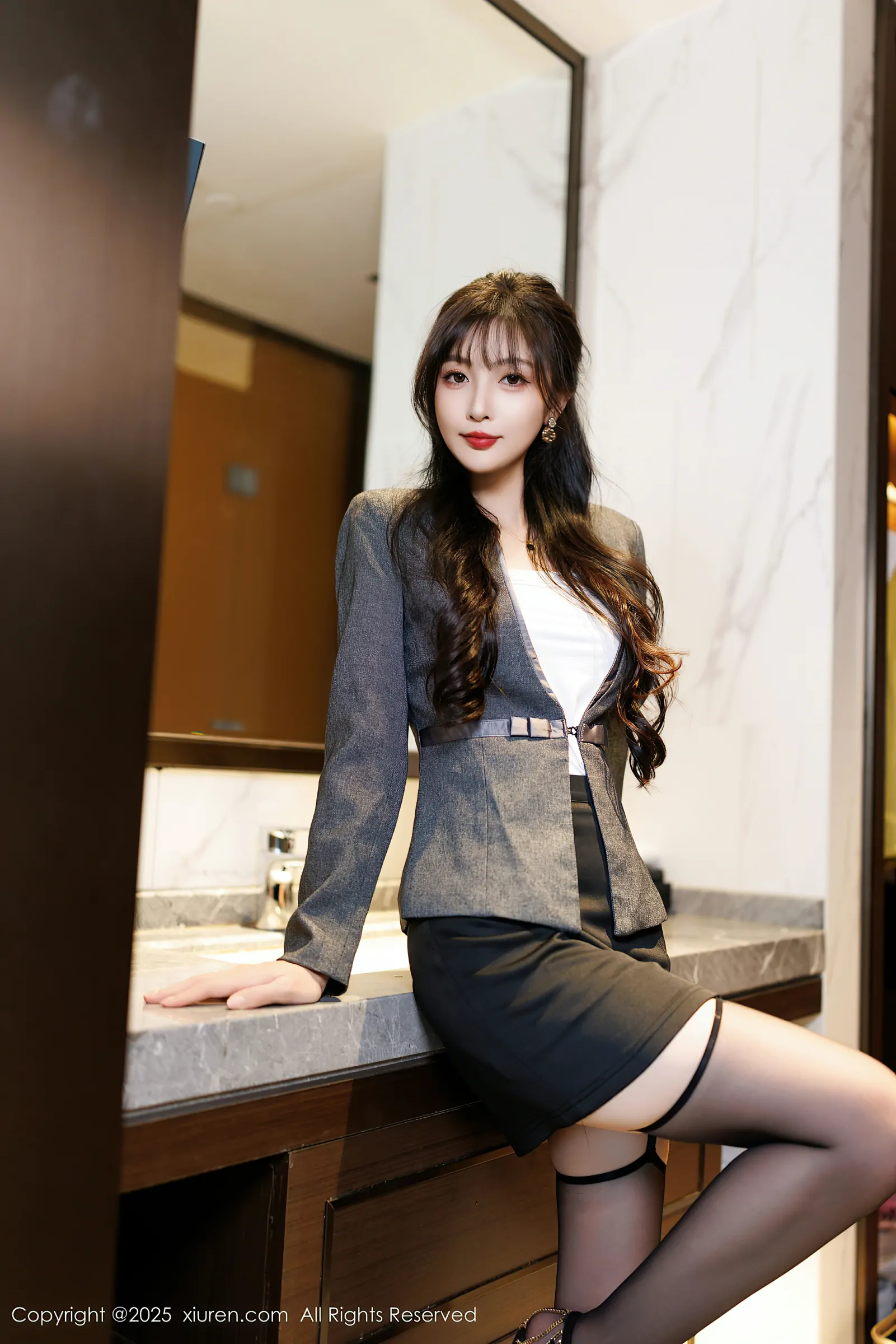 [Xiuren秀人网] 2025.03.03 NO.9957 樱桃小阑子 [85+1P／759MB]-女神汇