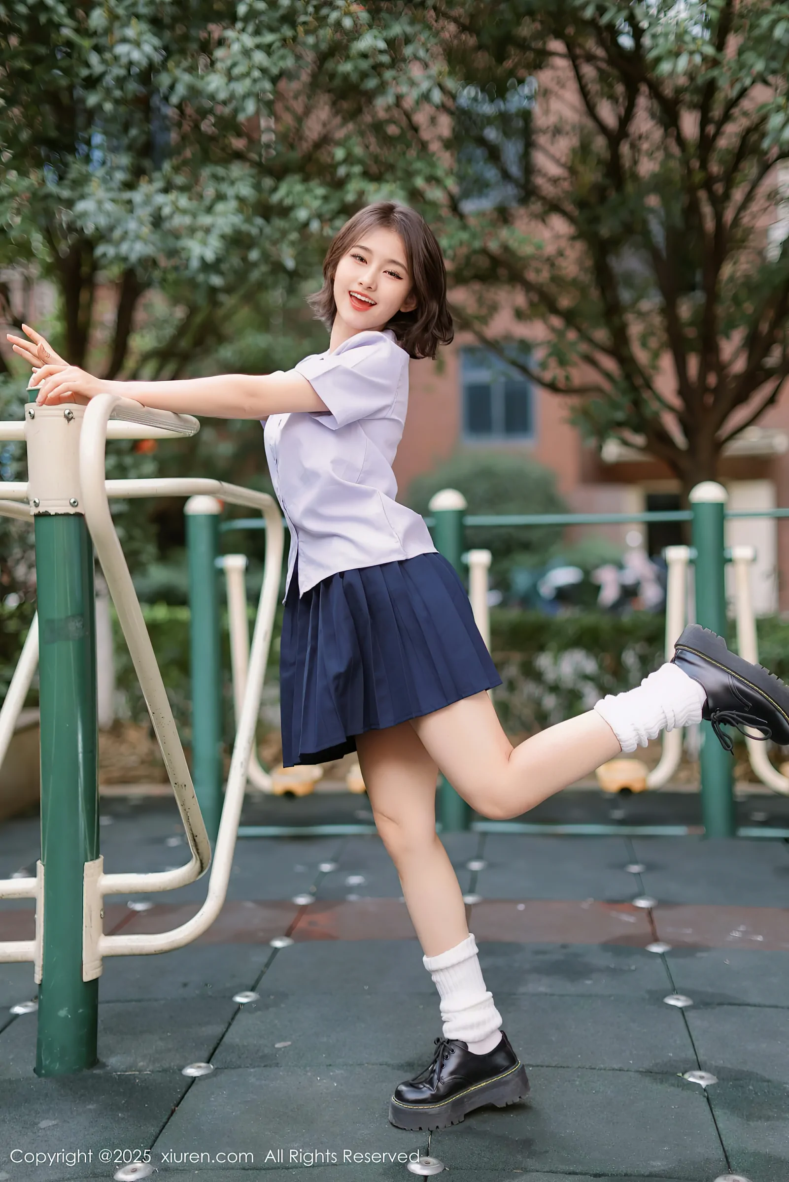 [Xiuren秀人网] 2025.03.07 NO.9985 小橘子orange [75+1P／697MB]-女神汇