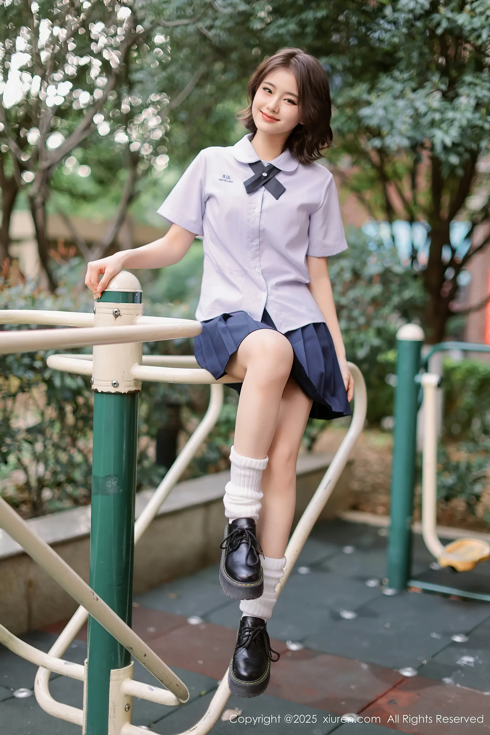 [Xiuren秀人网] 2025.03.07 NO.9985 小橘子orange [75+1P／697MB]-女神汇