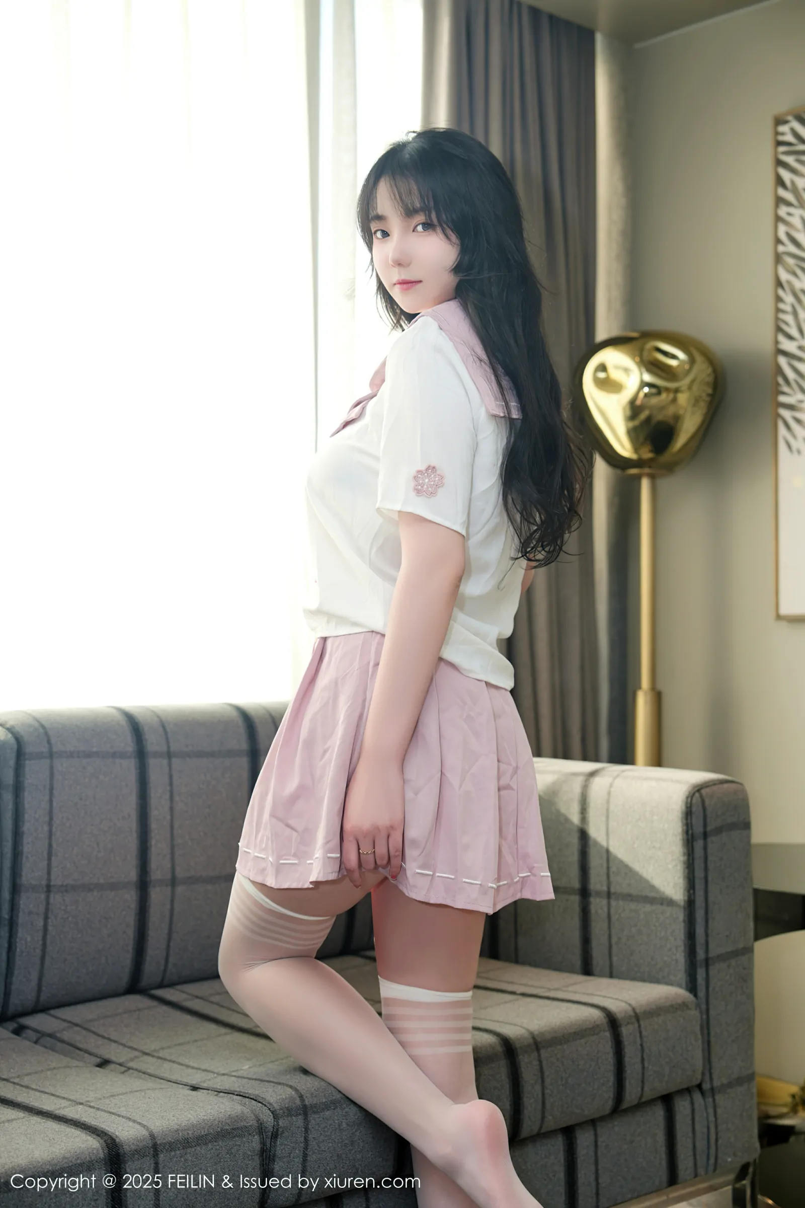 [Feilin嗲囡囡] 2025.02.24 VOL.503 软情 [70+1P／655MB]-女神汇