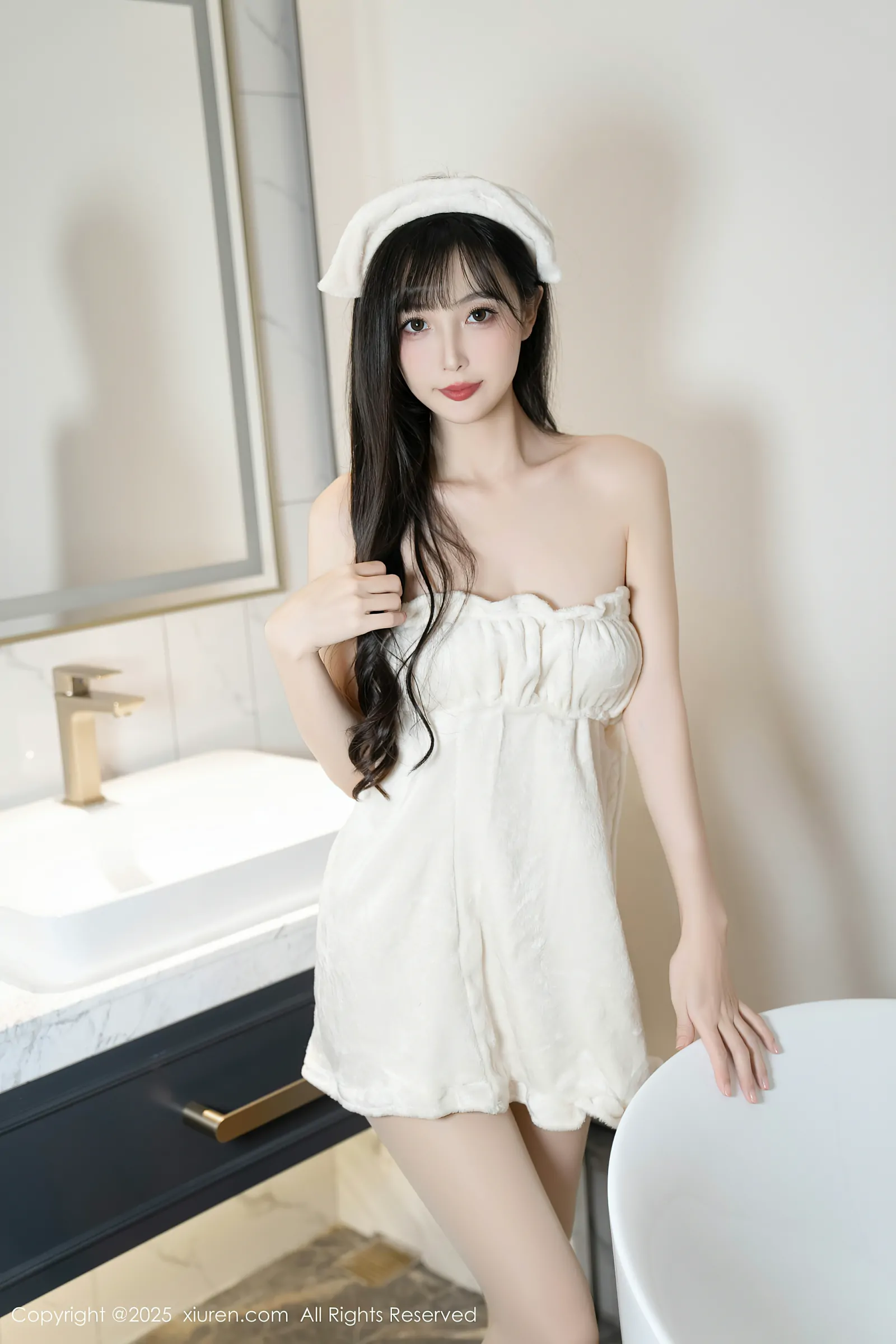 [Xiuren秀人网] 2025.03.12 NO.10005 樱桃小阑子 [87+1P／672MB]-女神汇