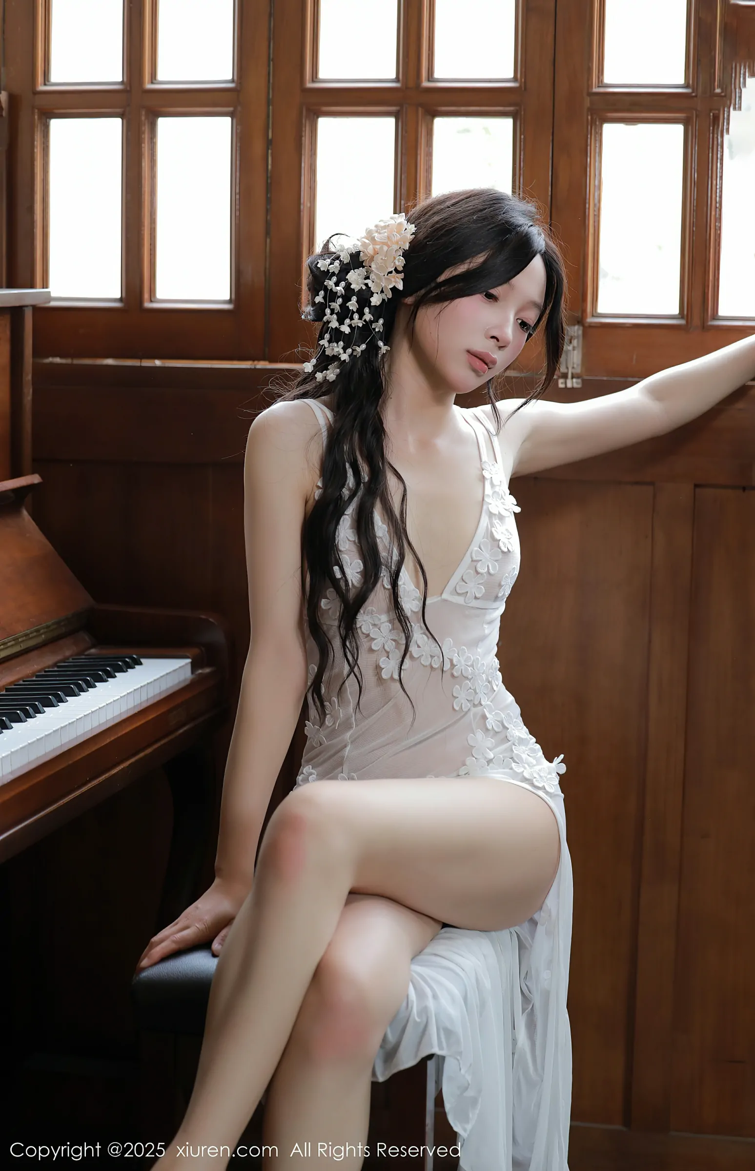 [Xiuren秀人网] 2025.04.25 NO.10198 橙子酱Lillian [78+1P／710MB]-女神汇