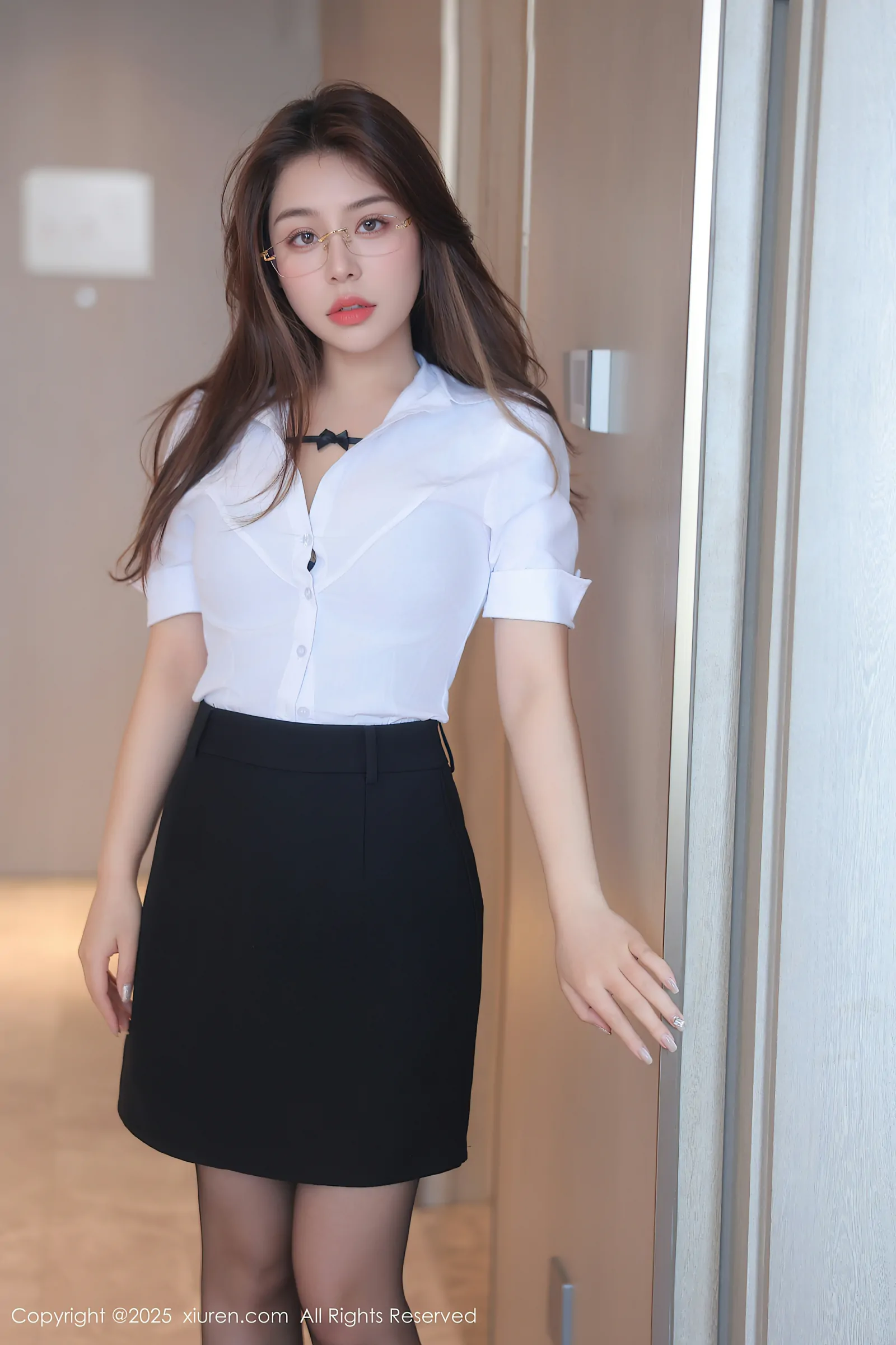 [Xiuren秀人网] 2025.04.27 NO.10204 云璎珞 [76+1P／744MB]-女神汇
